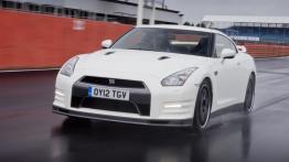 Nissan GT-R Track Pack - widok z przodu