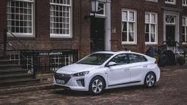 Hyundai IONIQ - pierwszy hybrydowy krok