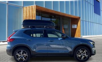 Volvo XC40 Crossover Facelifting 2.0 B3 163KM 2025 Plus Motyw: Dark, zdjęcie 3