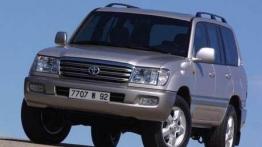 Toyota Land Cruiser - drogocenny staruszek