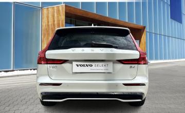 Volvo V60 II  Kombi Facelifting 2.0 B4 B 197KM 2025 Plus Motyw:Dark, zdjęcie 4