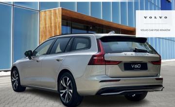 Volvo V60 II  Kombi Facelifting 2.0 B4 B 197KM 2024 Plus Motyw: Dark, zdjęcie 4