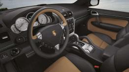 Porsche Cayenne Turbo S powraca na rynek