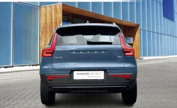 Volvo XC40 Crossover Facelifting 2.0 B4 197KM 2025 Plus Motyw: Dark, zdjęcie 6
