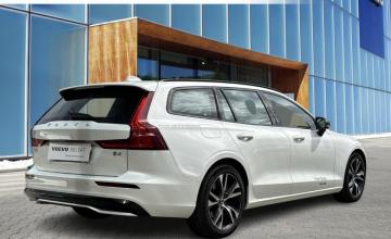 Volvo V60 II  Kombi Facelifting 2.0 B4 B 197KM 2025 Plus Motyw:Dark, zdjęcie 6