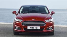 Ford Mondeo V Liftback - widok z przodu