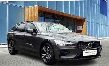 Volvo V60 II  Kombi Facelifting 2.0 B4 B 197KM 2025 Plus Motyw: Dark, zdjęcie 7