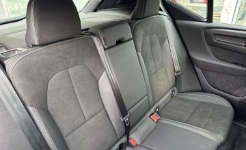 Volvo XC40 Crossover Facelifting 2.0 B4 197KM 2025 Plus Motyw: Dark, zdjęcie 9