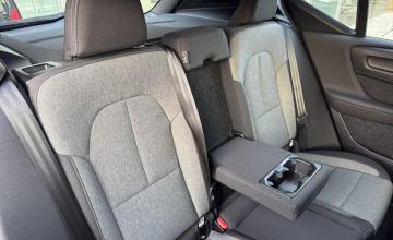Volvo XC40 Crossover Facelifting 2.0 B4 197KM 2025 Plus Motyw: Dark, zdjęcie 10