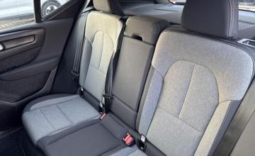 Volvo XC40 Crossover Facelifting 2.0 B4 197KM 2025 Plus Motyw: Dark, zdjęcie 12