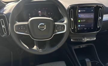 Volvo XC40 Crossover Facelifting 2.0 B3 163KM 2025 Plus Motyw: Dark, zdjęcie 16