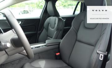 Volvo V60 II  Kombi Facelifting 2.0 B4 B 197KM 2024 Plus Motyw: Dark, zdjęcie 17