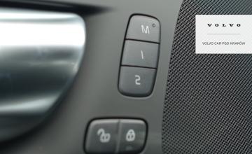Volvo V60 II  Kombi Facelifting 2.0 B4 B 197KM 2024 Plus Motyw: Dark, zdjęcie 19