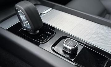 Volvo V60 II  Kombi Facelifting 2.0 B4 B 197KM 2025 Plus Motyw:Dark, zdjęcie 21
