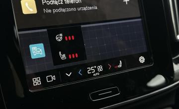 Volvo XC40 Crossover Facelifting 2.0 B4 197KM 2025 Plus Motyw: Dark, zdjęcie 24