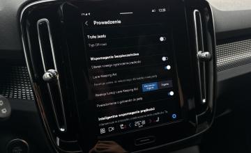 Volvo XC40 Crossover Facelifting 2.0 B4 197KM 2025 Plus Motyw: Dark, zdjęcie 25