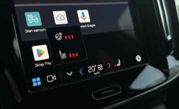 Volvo XC40 Crossover Facelifting 2.0 B4 197KM 2025 Plus Motyw: Dark, zdjęcie 25