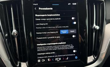 Volvo V60 II  Kombi Facelifting 2.0 B4 B 197KM 2025 Plus Motyw:Dark, zdjęcie 25