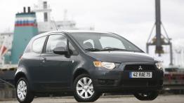 Mitsubishi Colt Hatchback 3D - prawy bok