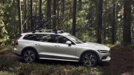 Volvo V60 Cross Country – czy da radę SUV-om i crossoverom?
