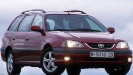 Toyota Avensis I Kombi - widok z przodu