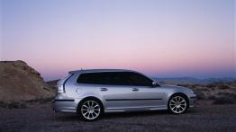 Saab 9-3 SportKombi - prawy bok