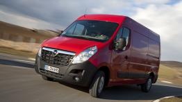 Opel Movano B Furgon - widok z przodu