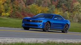 Chevrolet Camaro Hot Wheels Edition - widok z przodu