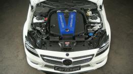 Mercedes CLS 2011 Carlsson - maska otwarta