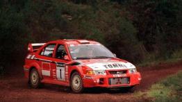 Groźny jak diabli, szybki jak błyskawica. Rajdowy potwór. Zwycięzca. - Mitsubishi Lancer Evolution