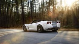Chevrolet Corvette 427 Cabrio - widok z tyłu