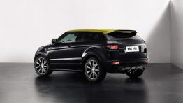 Range Rover Evoque Sicilian Yellow Limited Edition - widok z tyłu