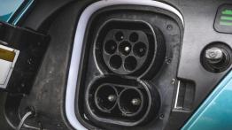 Hyundai Kona Electric – czarny koń