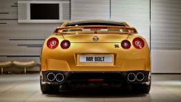 Nissan GT-R Bolt Gold Edition - widok z tyłu