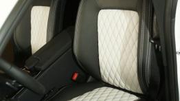 Mercedes CLS 2011 Carlsson - fotel kierowcy, widok z przodu