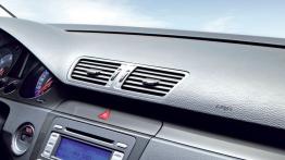 Volkswagen Passat Sedan Blue Motion - nawiew