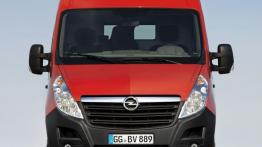 Opel Movano B Furgon - widok z przodu