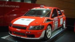 Groźny jak diabli, szybki jak błyskawica. Rajdowy potwór. Zwycięzca. - Mitsubishi Lancer Evolution
