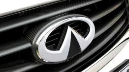 Infiniti FX Vettel Edition - logo