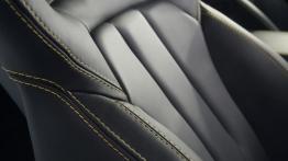 Range Rover Evoque Sicilian Yellow Limited Edition - fotel pasażera, widok z przodu