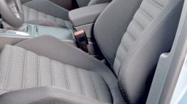 Volkswagen Passat Kombi Blue Motion - fotel kierowcy, widok z przodu