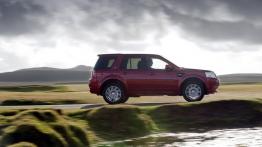Land Rover Freelander SD4 Sport Limited Edition - prawy bok