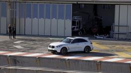 Infiniti FX Vettel Edition - lewy bok