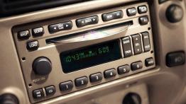 Ford Excursion - radio/cd/panel lcd