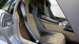 Lamborghini Reventon - fotel pasażera, widok z przodu