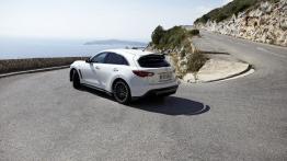 Infiniti FX Vettel Edition - widok z tyłu