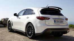 Infiniti FX Vettel Edition - widok z tyłu