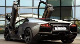 Lamborghini Reventon - widok z tyłu