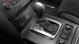 Infiniti FX Vettel Edition - skrzynia biegów