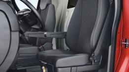 Opel Movano B Furgon - fotel kierowcy, widok z przodu